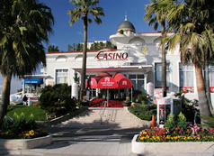 Casino de Saint-Raphaël de Barrière.