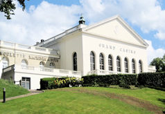 Grand Casino du Domaine de Forges-les-Eaux.